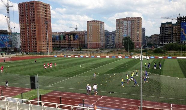 Фотография Футбольное поле стадиона 