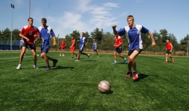 Фотография Футбольное поле Молодежного центра 