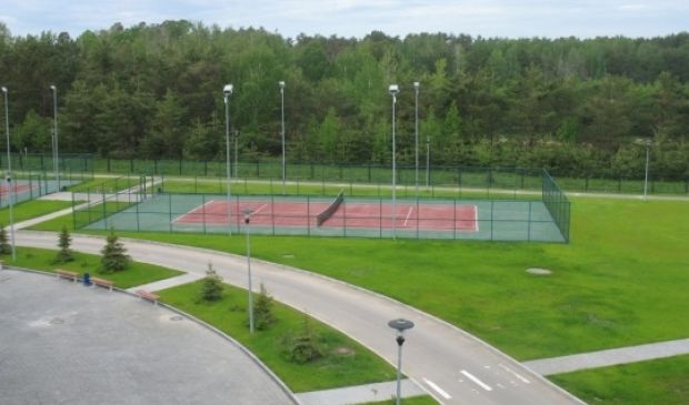 Фотография Теннисный корт Молодежного центра 